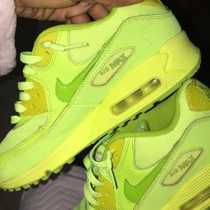 AIR MAX 90 “VOLT”/ NEON YELLOW/ SZ 7Y